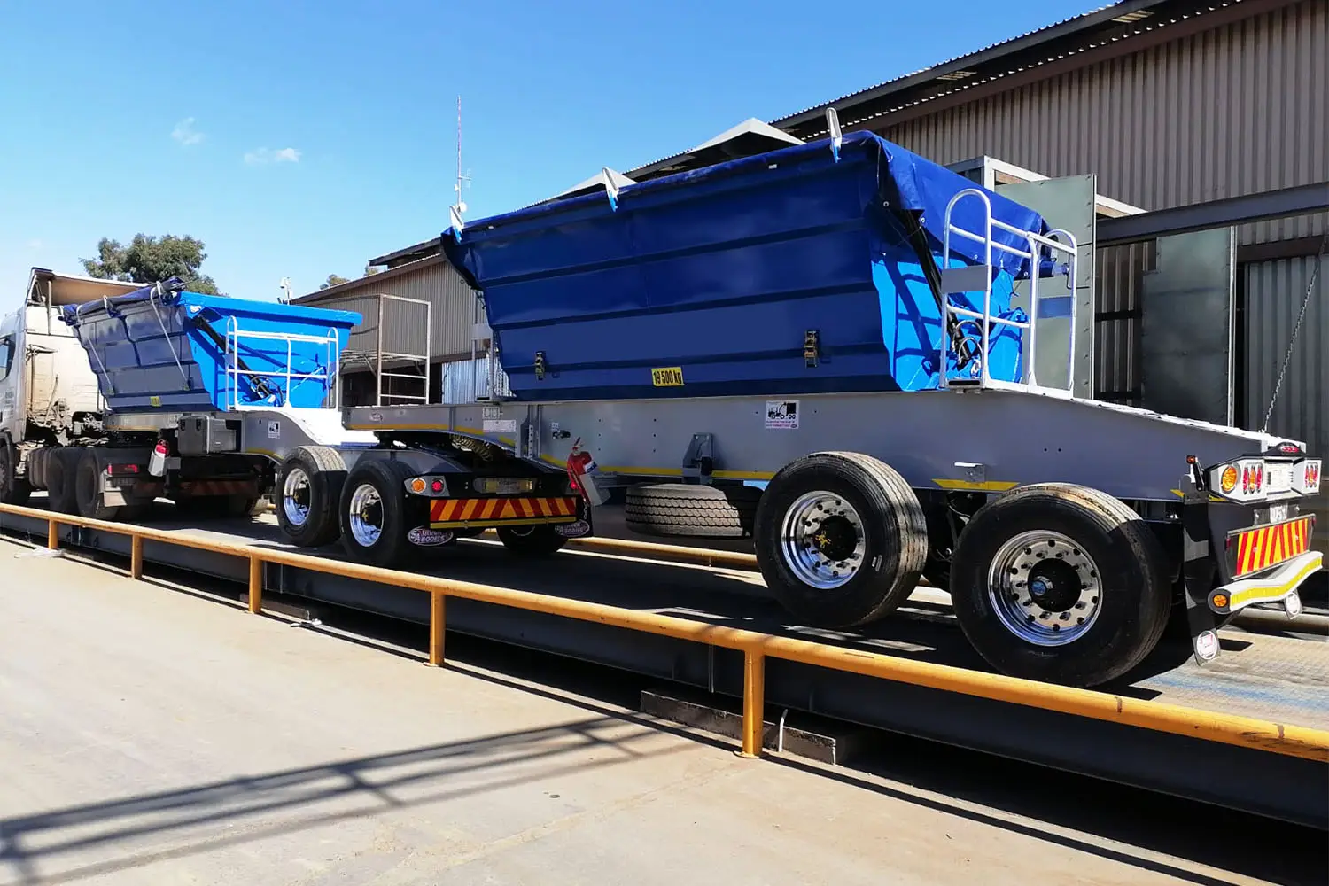 Side-tipper-7